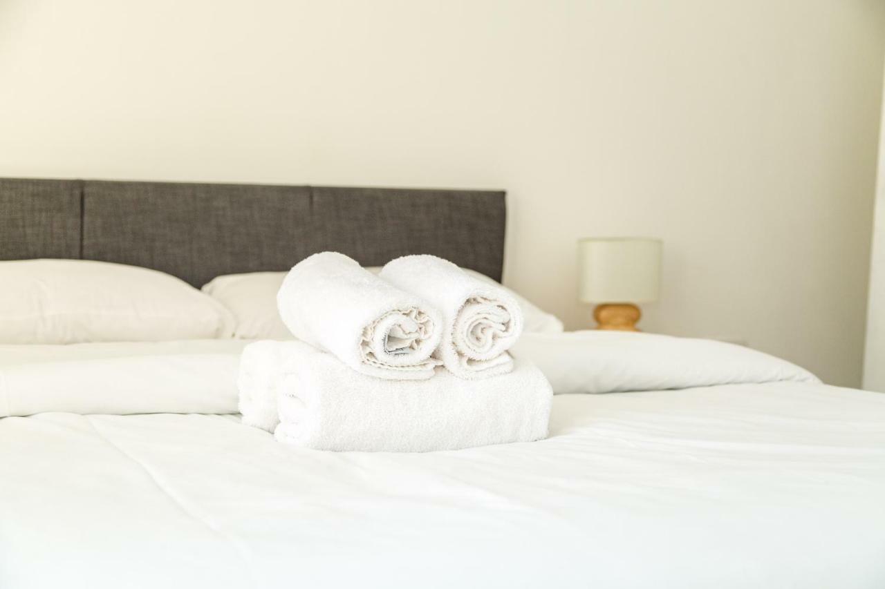 Serviced In Centre - Free Parking - Balcony - By Happy Days * Liverpool
